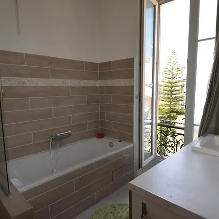 Duplex Borriglione - Spacieux Pour 6 Personnes Au Pied Du Tram